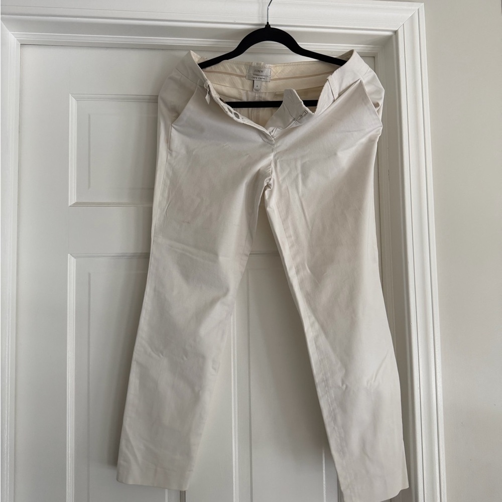 Women’s White Cafe Capri Pants